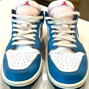 Nike Air Jordan’s 1 Low SE Size 11 Men’s - White Armory Navy